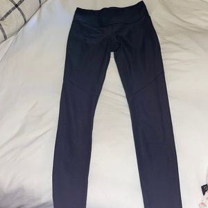 Outdoor voices leggings